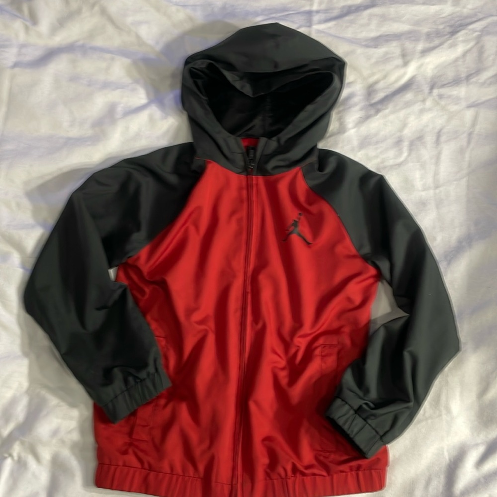 Jordan Jumpman Boys Hooded Windbreaker Jacket Size Large Boys 6-7yrs